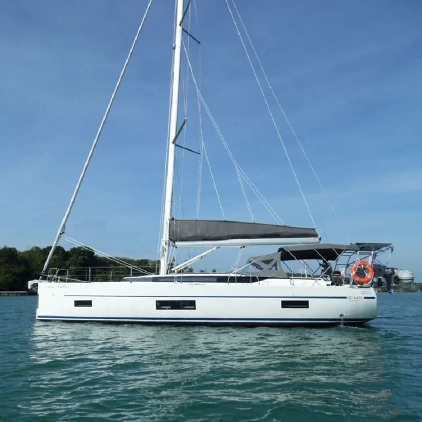 Bavaria C45 Holiday