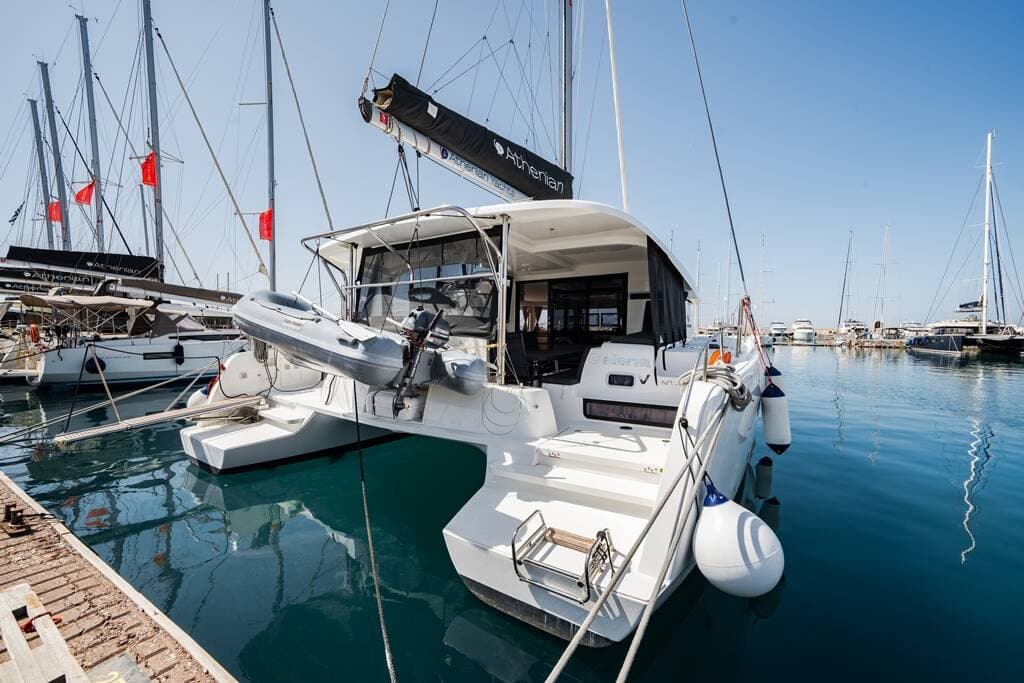 Lagoon 42