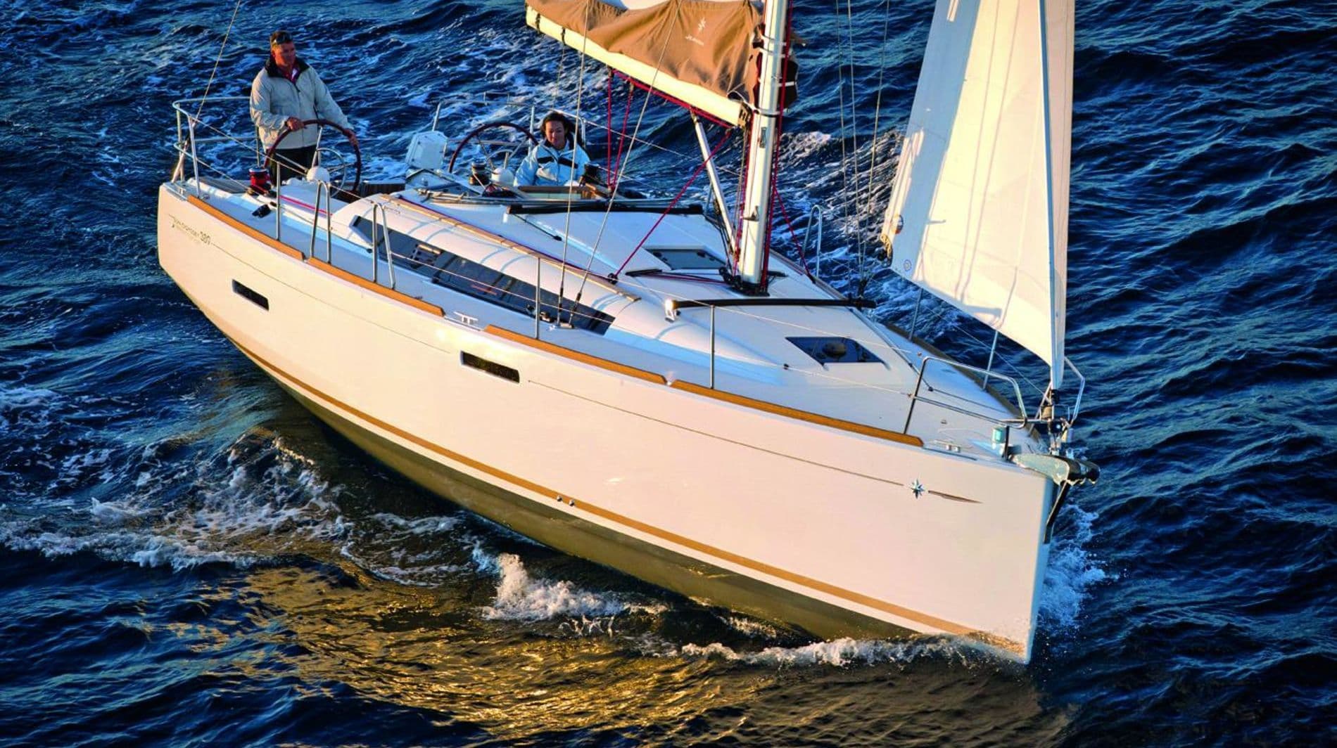 Sun Odyssey 379