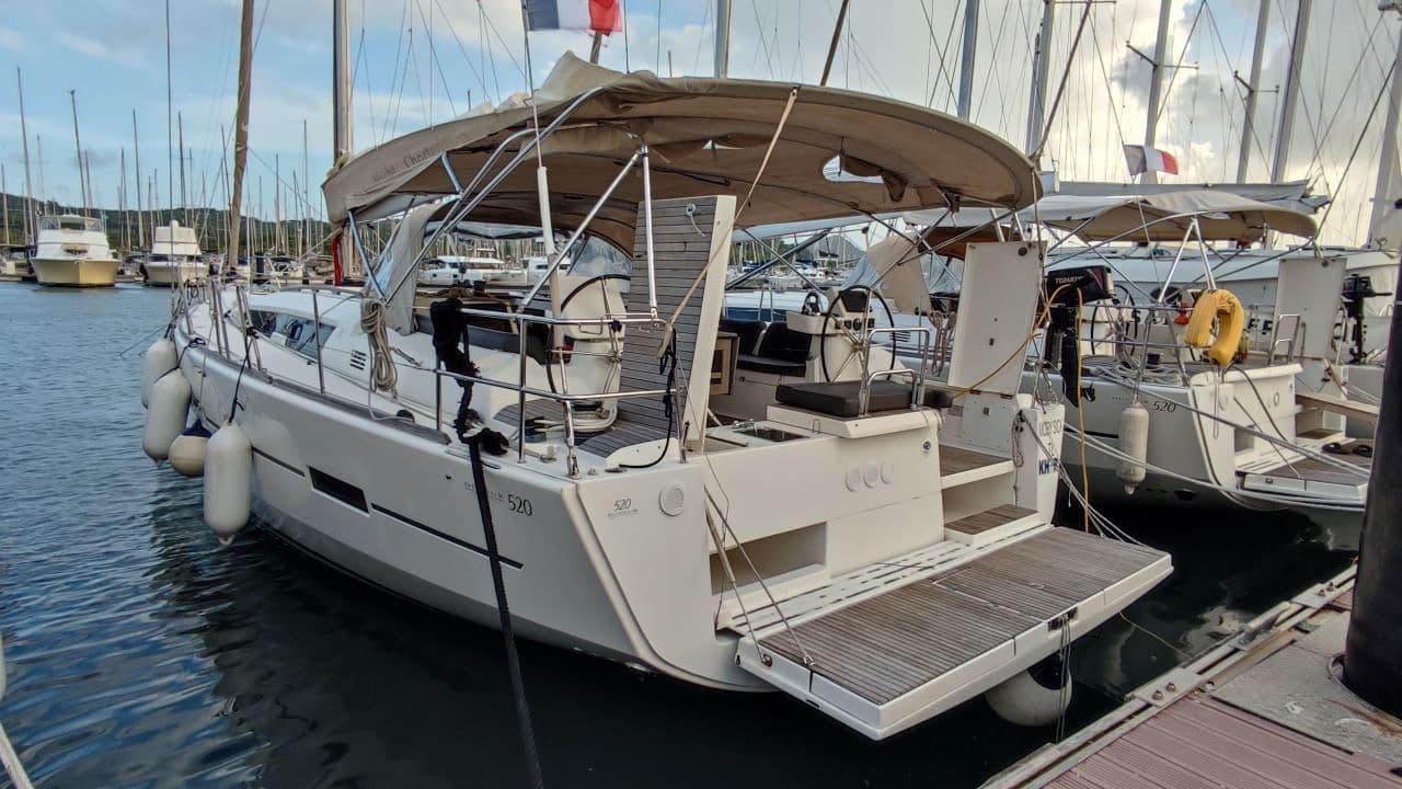 Dufour 520 GL