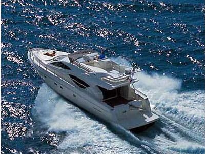 Ferretti 550