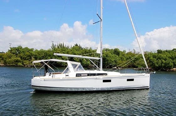 Beneteau 38.1