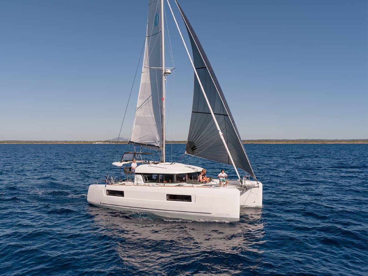 Lagoon 40