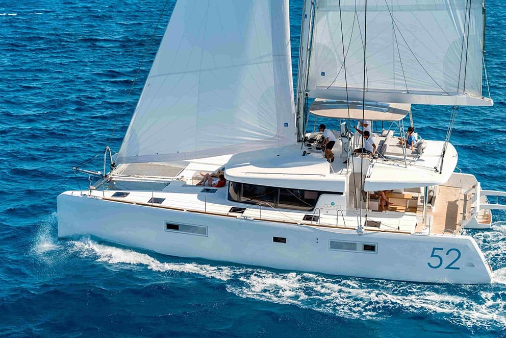 Lagoon 52F