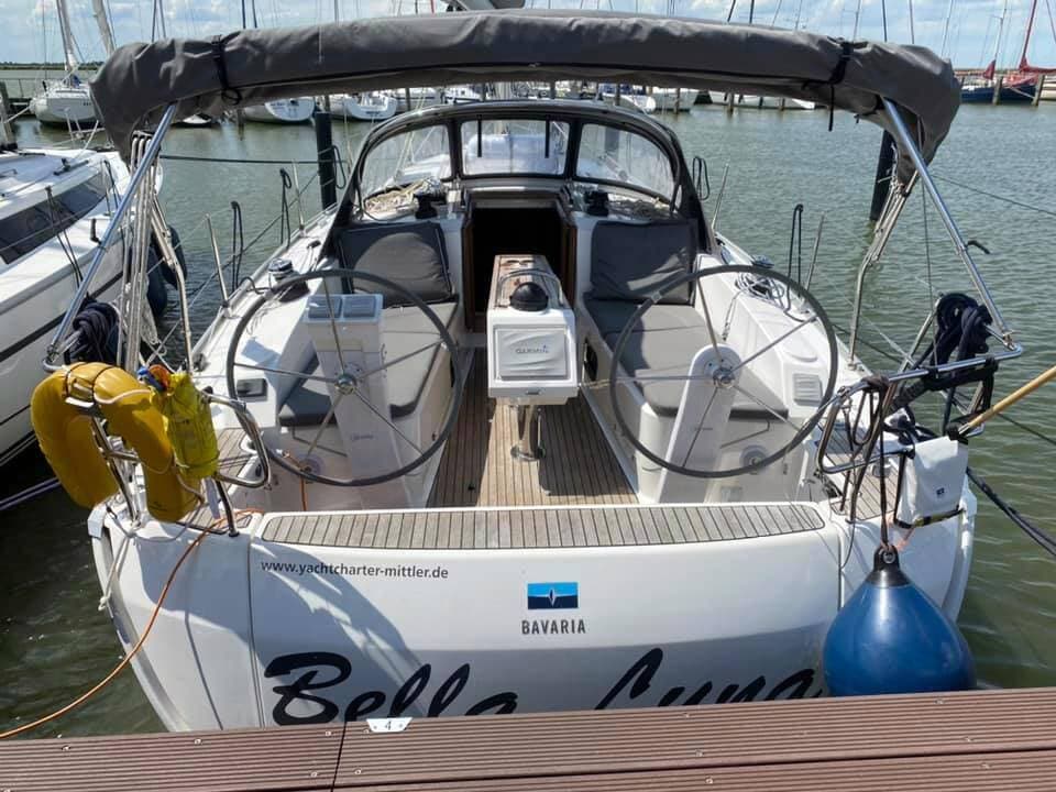 Bavaria Cruiser 37