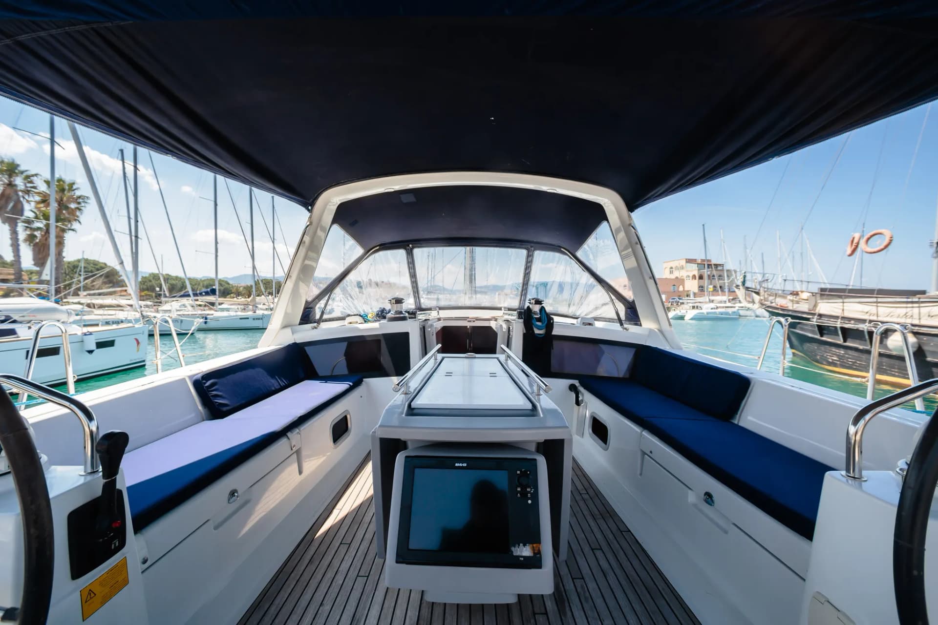 Oceanis 48