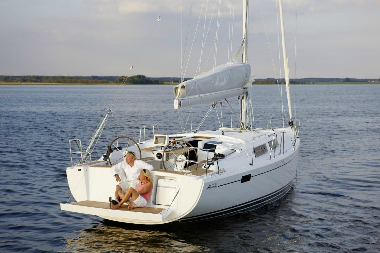 Hanse 385
