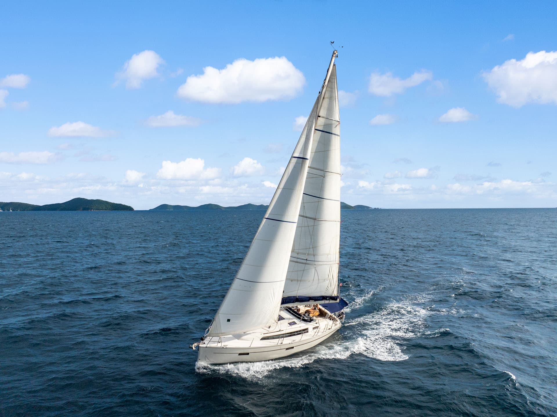 Bavaria 37