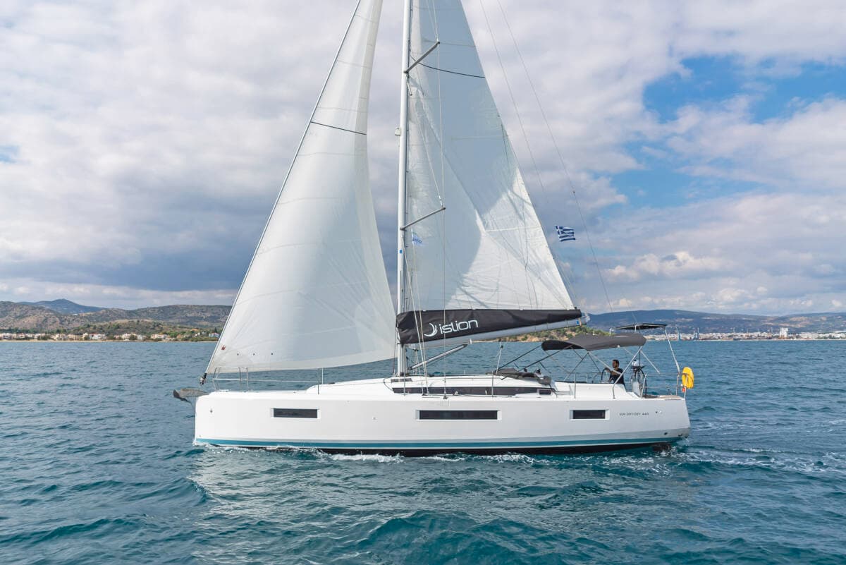 Sun Odyssey 440