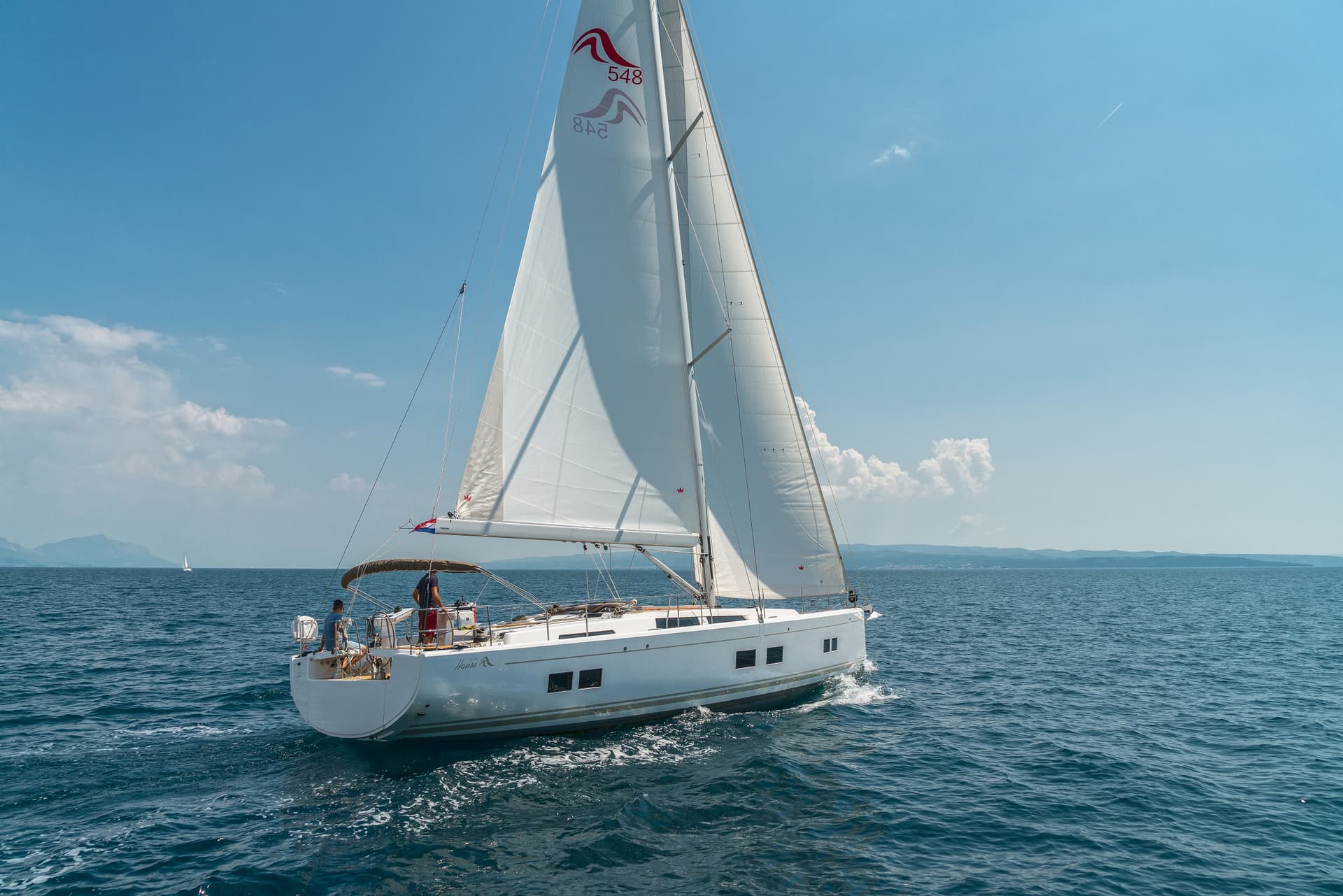 Hanse 548