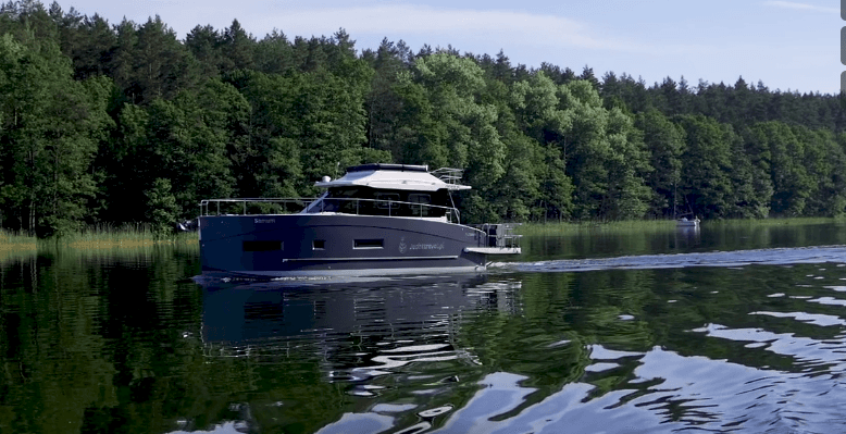 Futura 40 Grand Horizon Nanda*