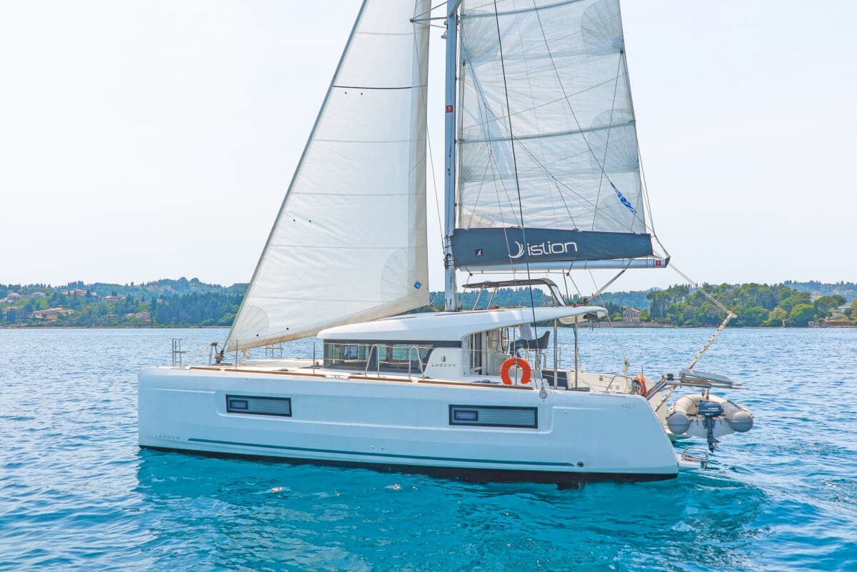 Lagoon 40