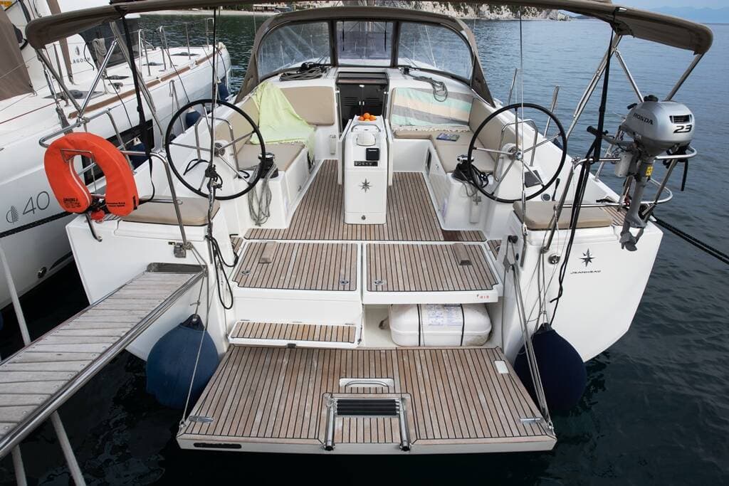 Sun Odyssey 490