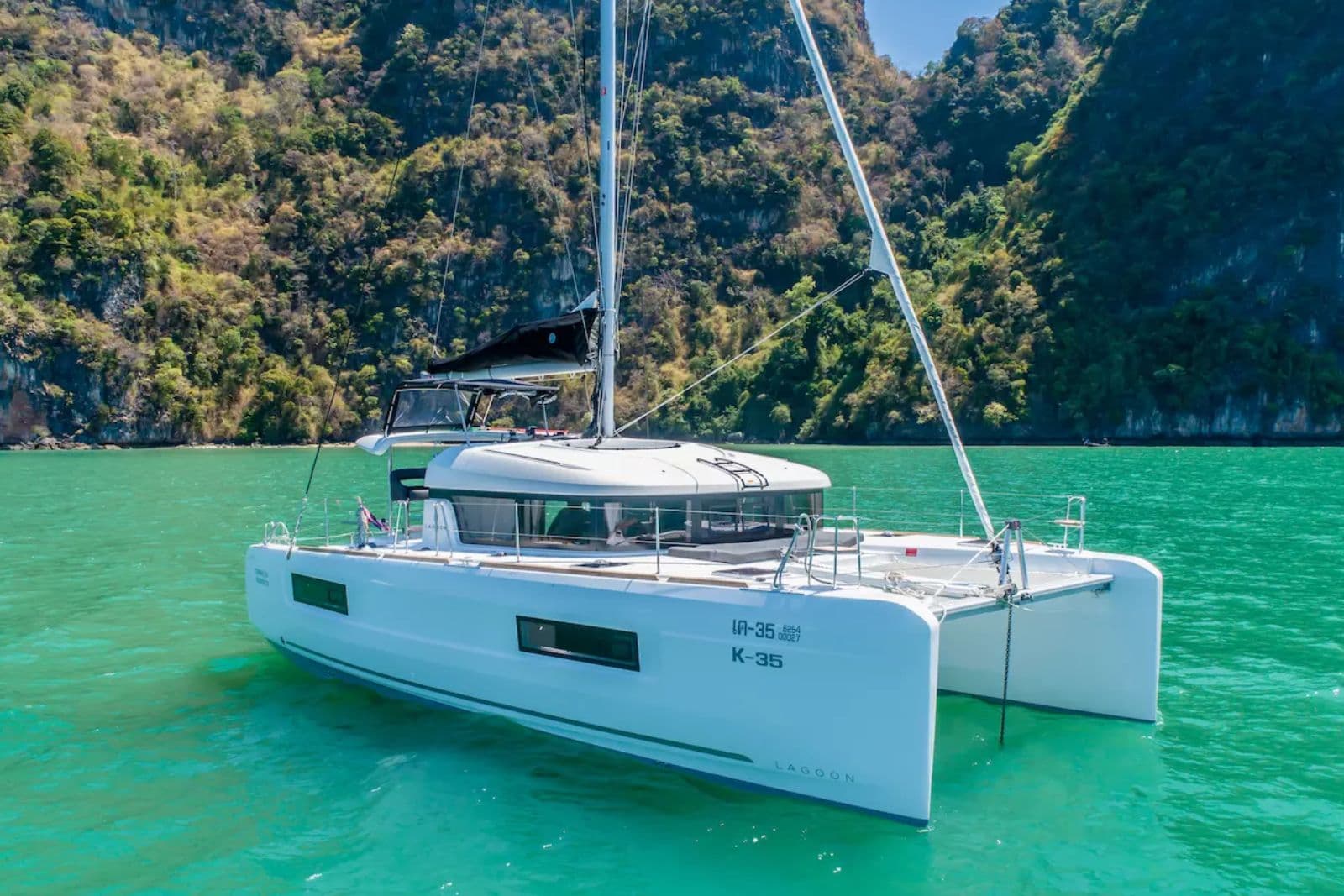 Lagoon 40