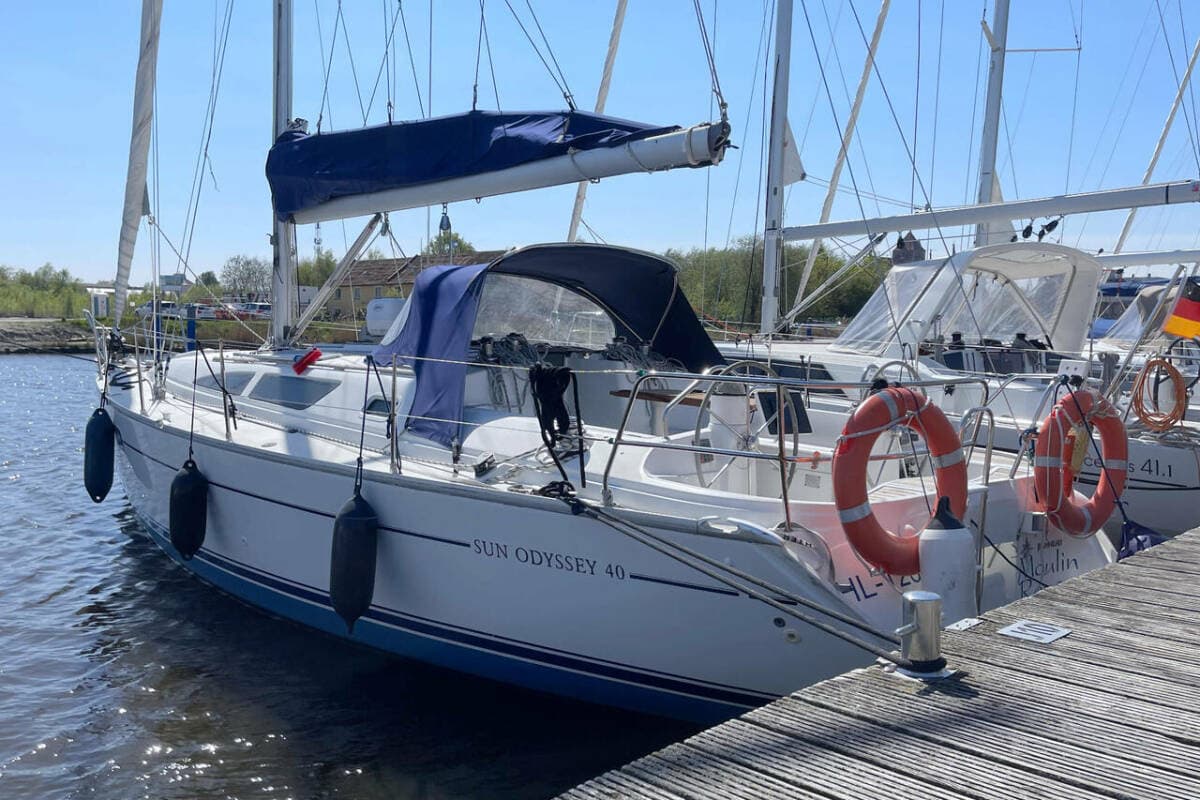 Sun Odyssey 40