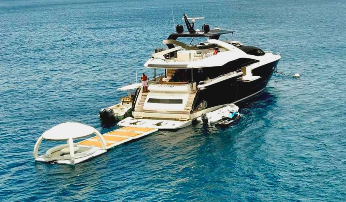 Sunseeker 86'