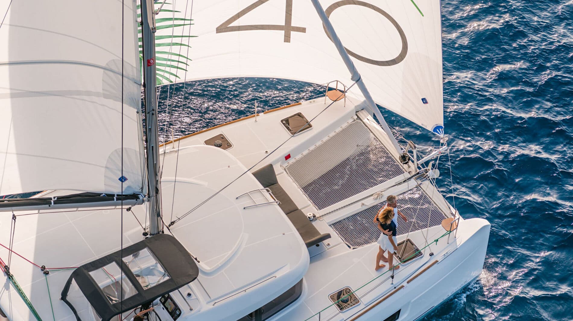 Lagoon 40 / 3 Cbs (Cat)