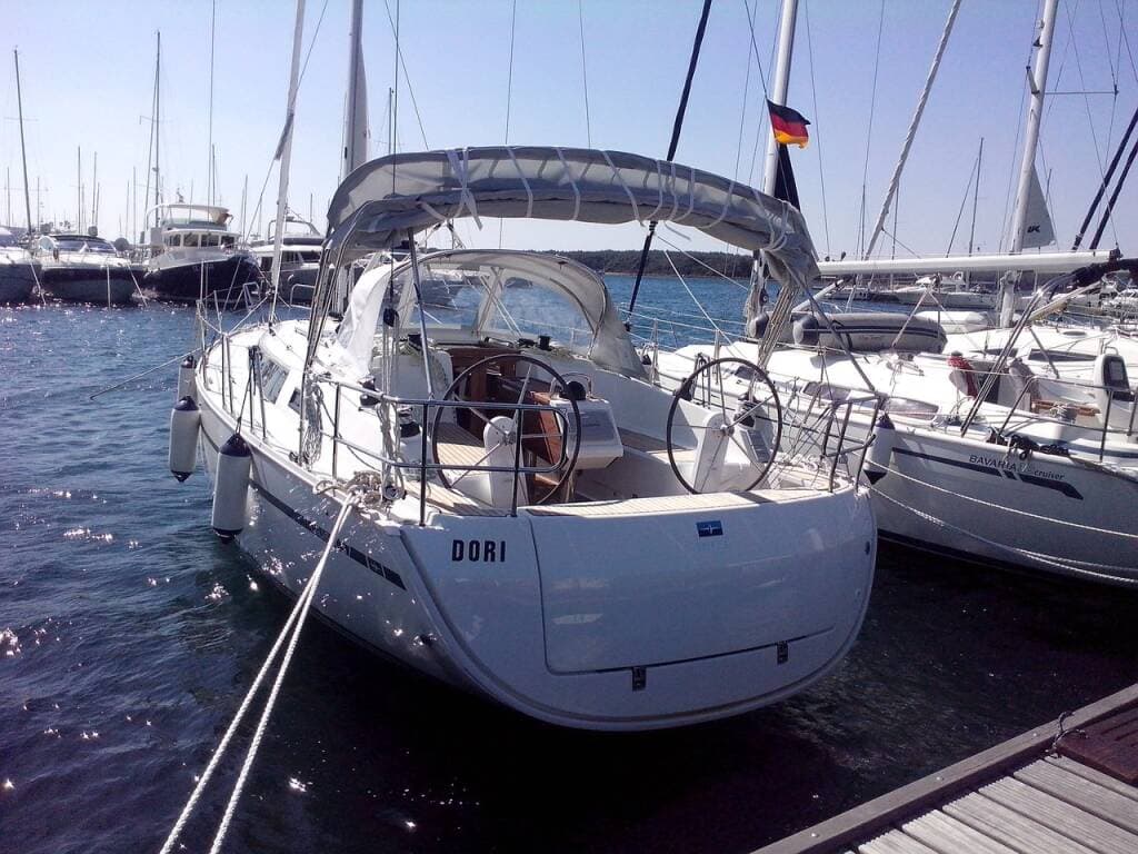 Bavaria Cruiser 37